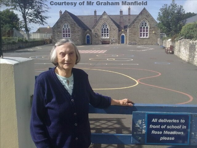 Ex Caretaker Mrs Margaret Manfield returns to Goonhavern School in 2010 after retiring back in 1983.